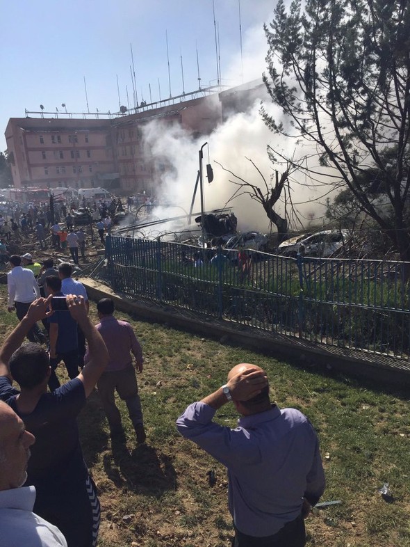 Elazığ'da bombalı saldırı