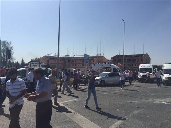Elazığ'da bombalı saldırı