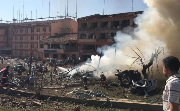 Elazığ'da bombalı saldırı