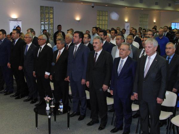 Bakan Zeybekci İzmir'de