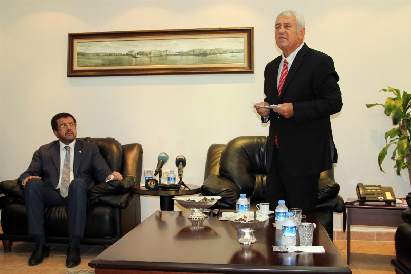 Bakan Zeybekci İzmir'de