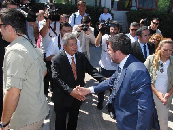 Bakan Zeybekci İzmir'de