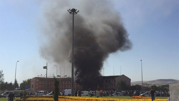 Elazığ'da bombalı saldırı