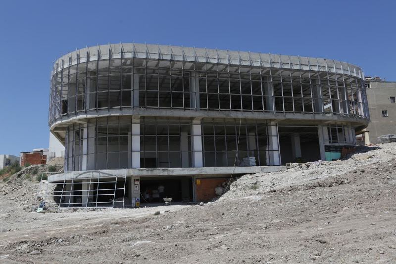 Bornova 'kültür' seferberliği: Üçü aynı anda yükseliyor