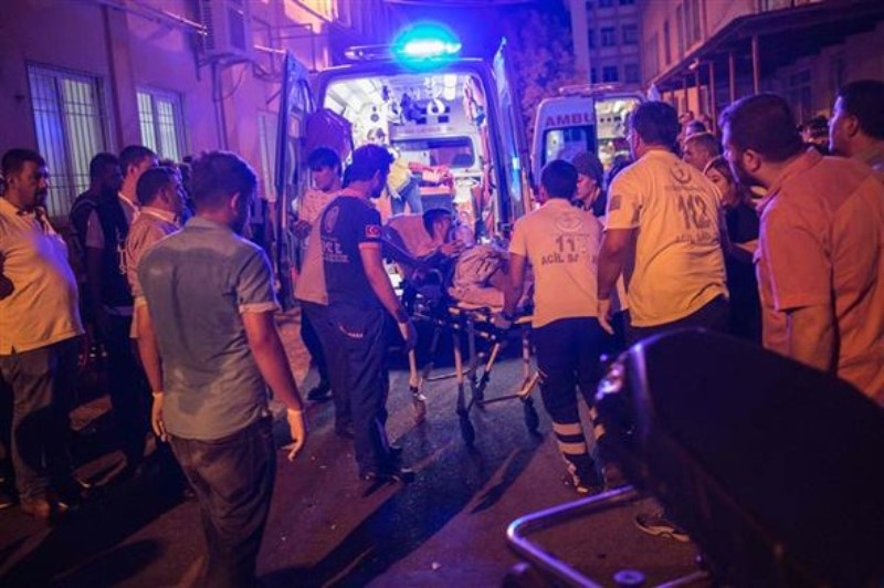 Gaziantep'te canlı bomba dehşeti: 50 ölü