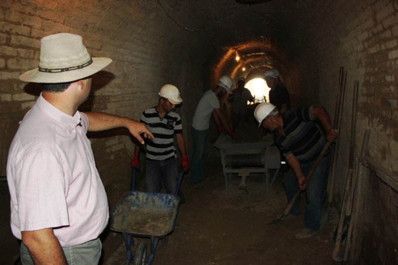 İzmir'de 2 bin yıllık tarih gün yüzüne çıktı