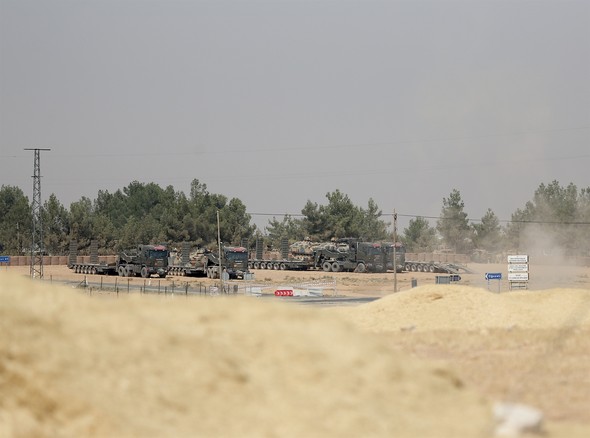 Sınırda sıcak saatler tanklar gönderildi