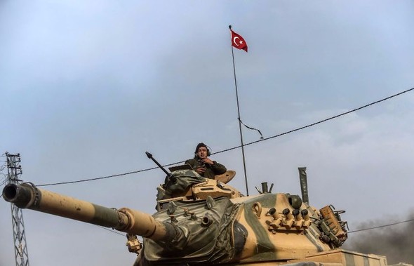 Tanklar bu sabah da Suriye'ye geçti