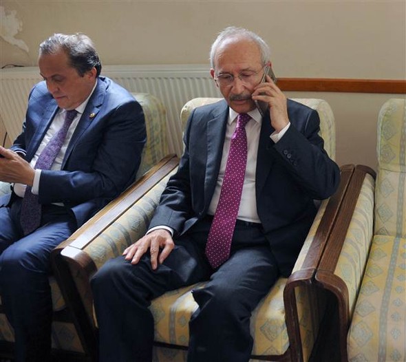 Kılıçdaroğlu'nun konvoyuna saldırıdan ilk kareler