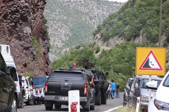 Kılıçdaroğlu'nun konvoyuna saldırıdan ilk kareler