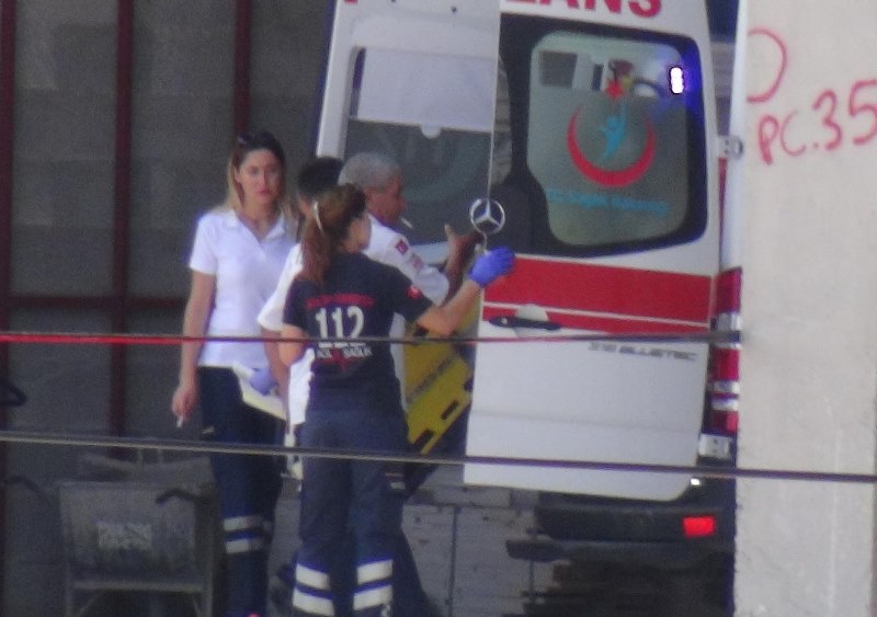İzmir'de gökdelende feci ölüm!