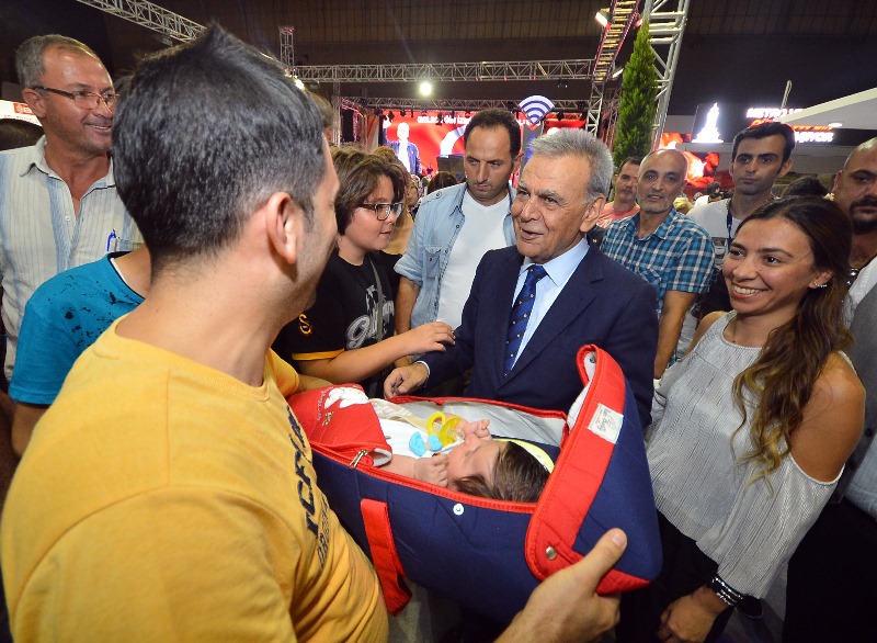 Başkan Kocaoğlu'nun Fuar günlüğü