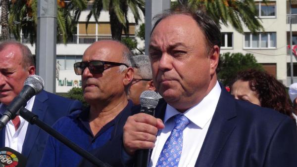 CHP İzmir bayramı böyle kutladı
