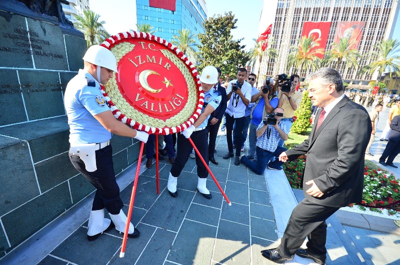 İzmir’de 'Zafer' coşkusu