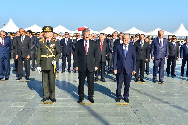 İzmir’de 'Zafer' coşkusu