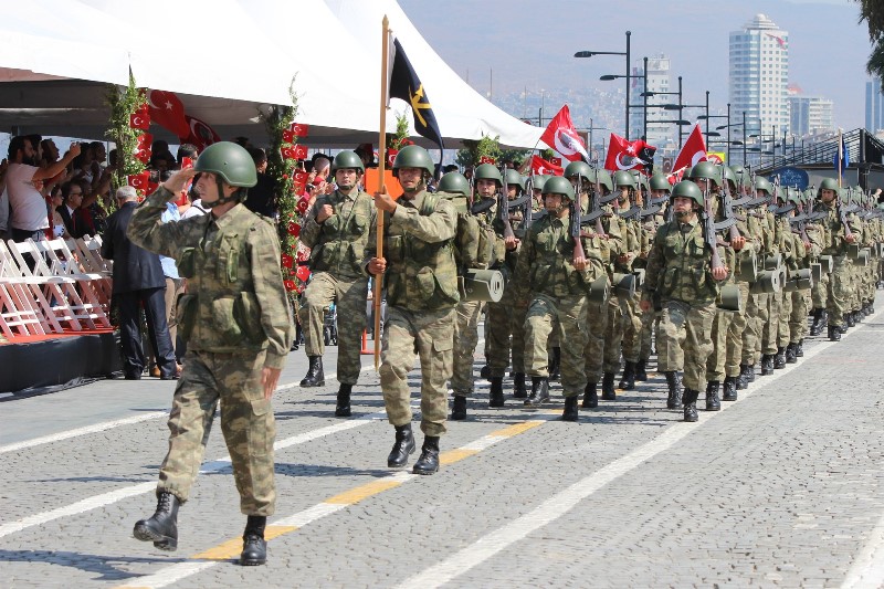 İzmir’de 'Zafer' coşkusu