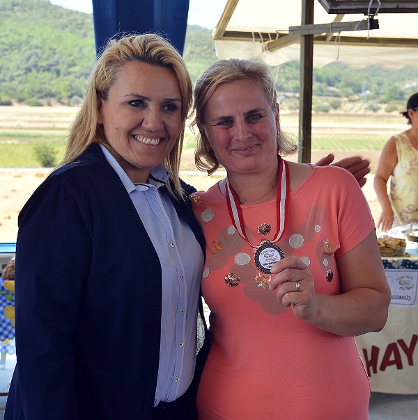 Urla'da Kavun Festivali coşkusu