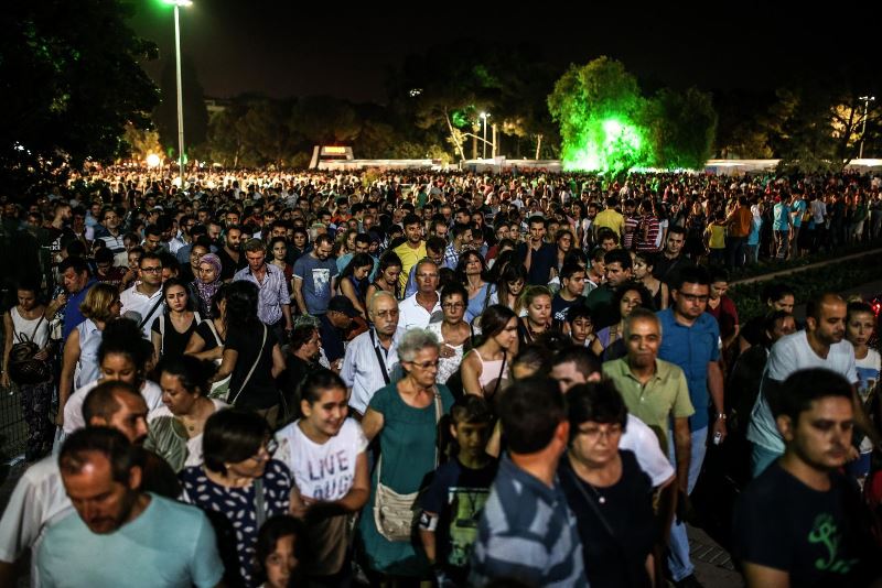 İEF coşkusu devam ediyor