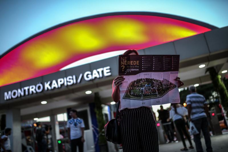 İEF coşkusu devam ediyor