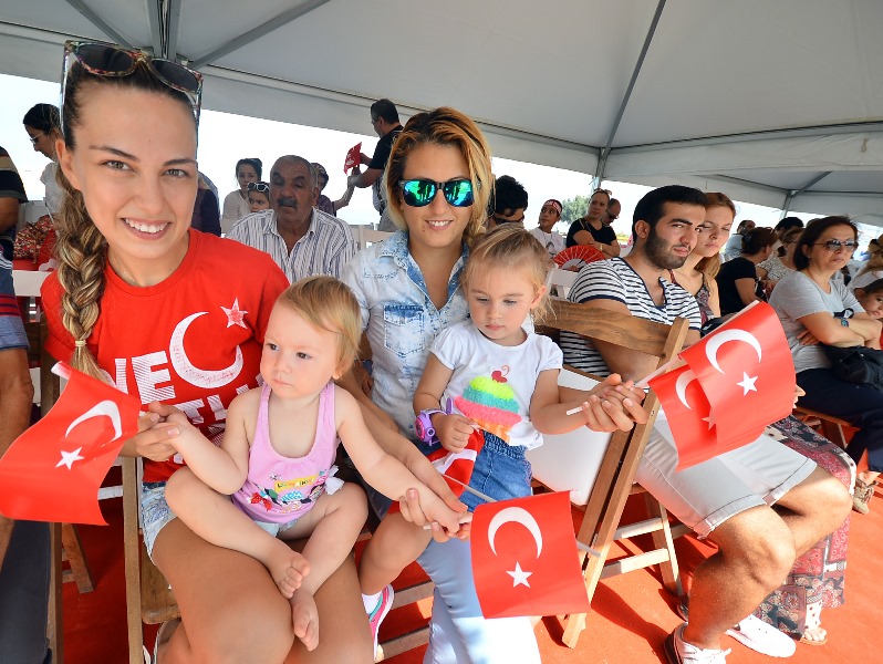 İzmir tek yürek oldu