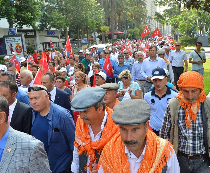 İzmir tek yürek oldu