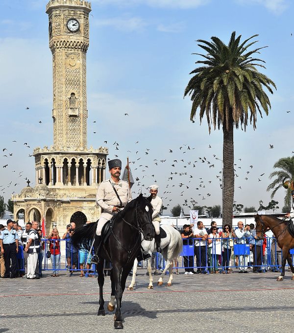 İzmir tek yürek oldu