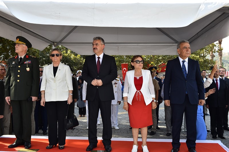 İzmir tek yürek oldu