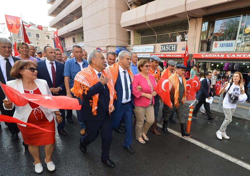 İzmir tek yürek oldu
