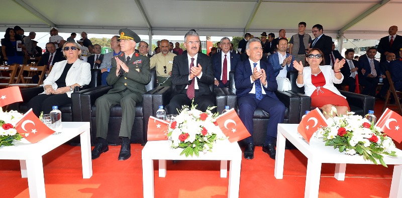 İzmir tek yürek oldu