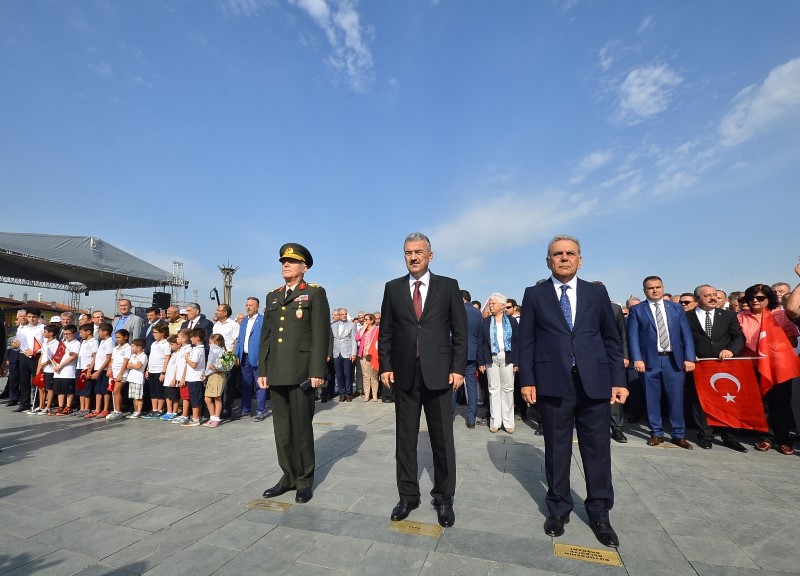 İzmir tek yürek oldu