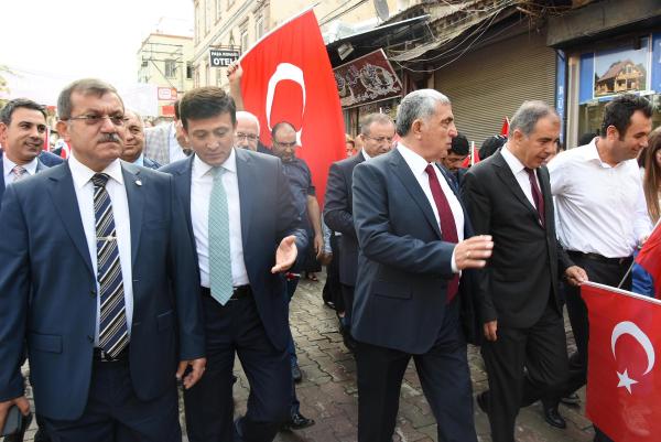 İzmir tek yürek oldu