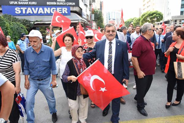 İzmir tek yürek oldu
