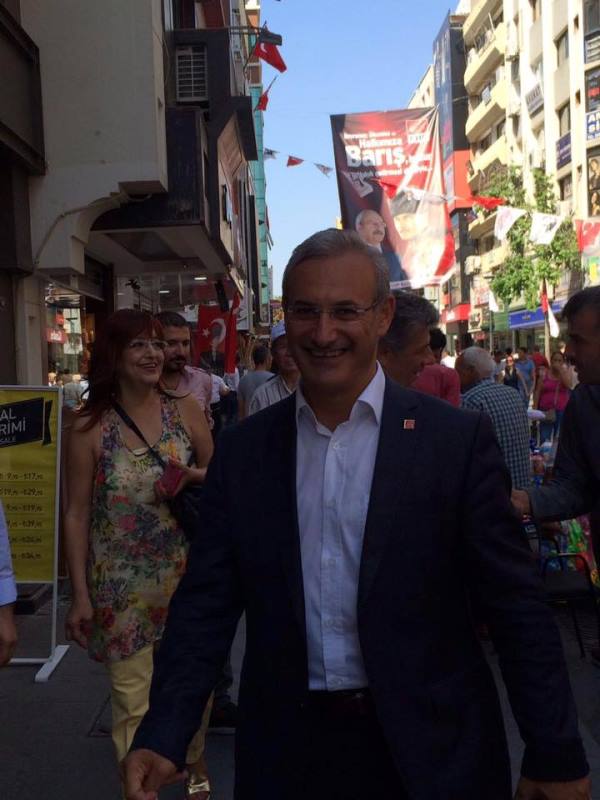 CHP Karşıyaka'dan Çarşı turu