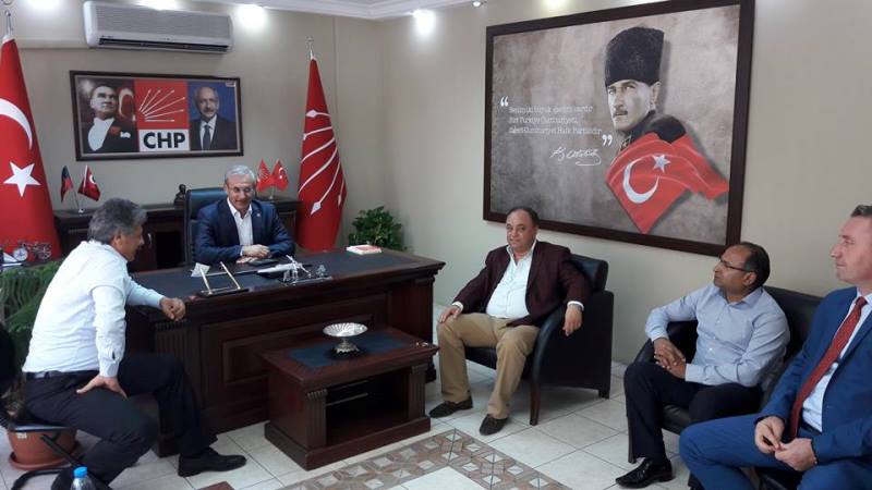 CHP Karşıyaka'dan Çarşı turu