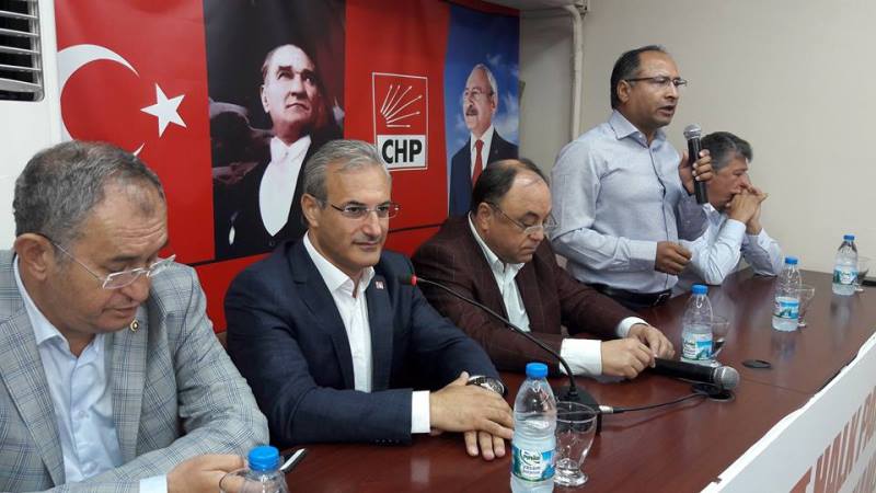 CHP Karşıyaka'dan Çarşı turu