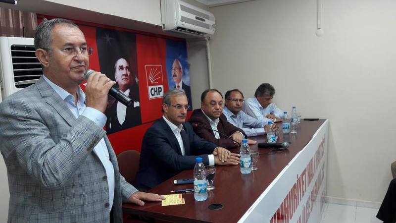 CHP Karşıyaka'dan Çarşı turu