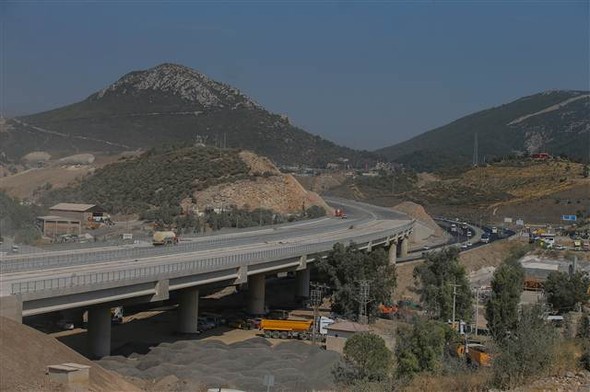 İstanbul-İzmir Otoyolu'nun üçte ikisi tamamlandı