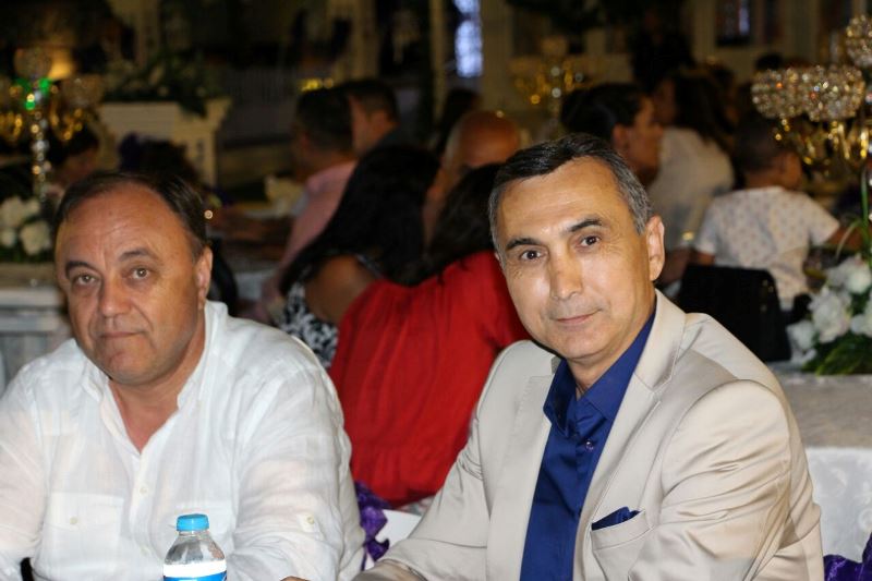 CHP'lileri buluşturan düğün