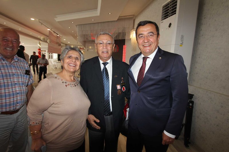 İzmir'de kahraman gazilerin onur günü