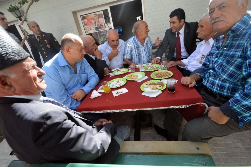 İzmir'de kahraman gazilerin onur günü