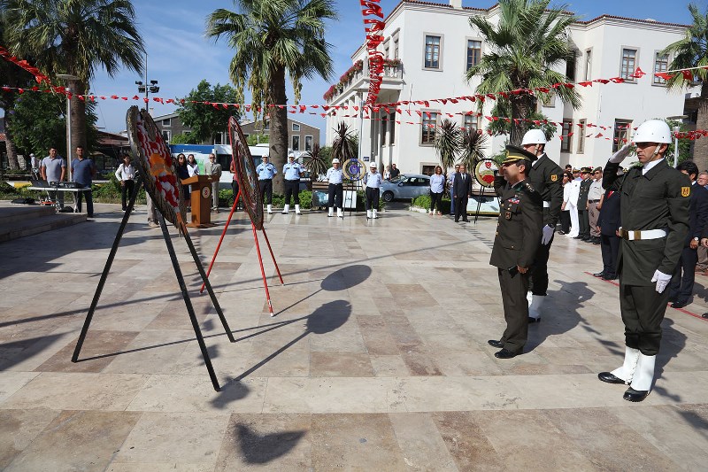 İzmir'de kahraman gazilerin onur günü