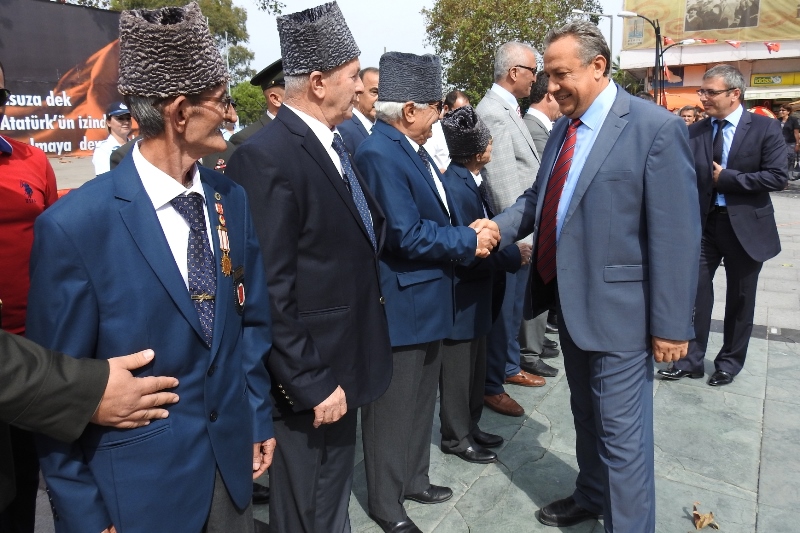 İzmir'de kahraman gazilerin onur günü
