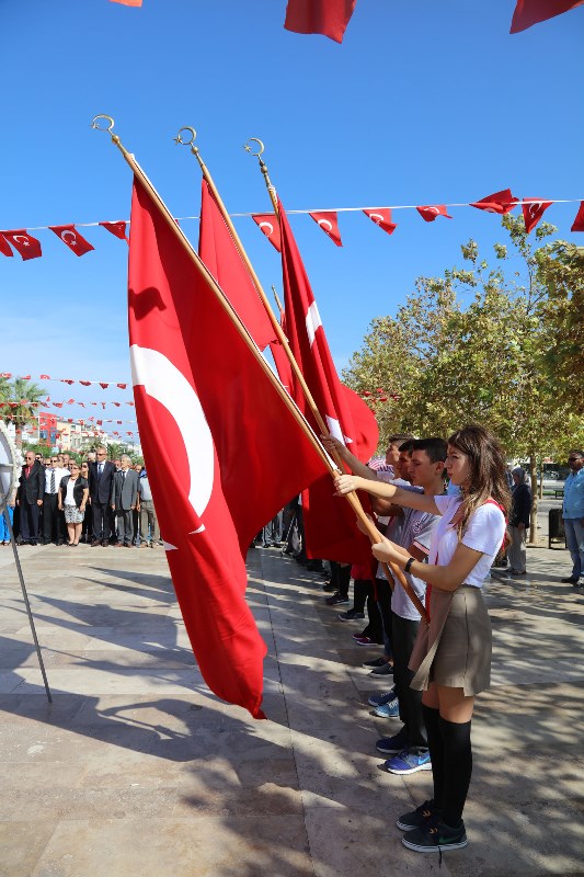 İzmir'de kahraman gazilerin onur günü