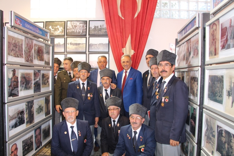 İzmir'de kahraman gazilerin onur günü