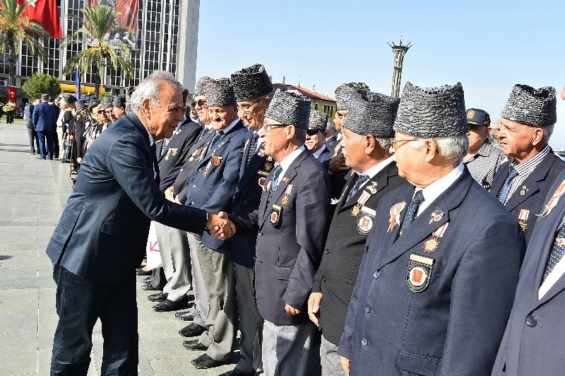 İzmir'de kahraman gazilerin onur günü
