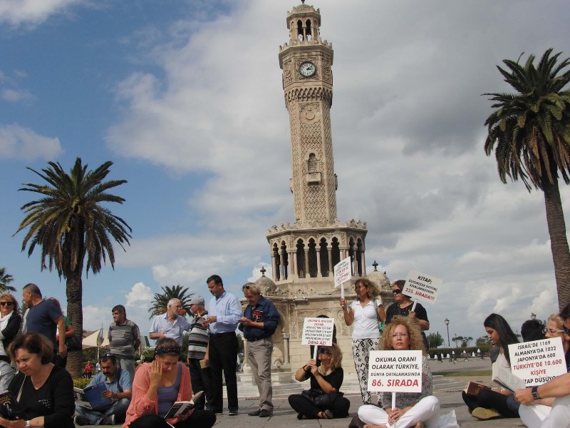 CHP Konak’tan anlamlı eylem