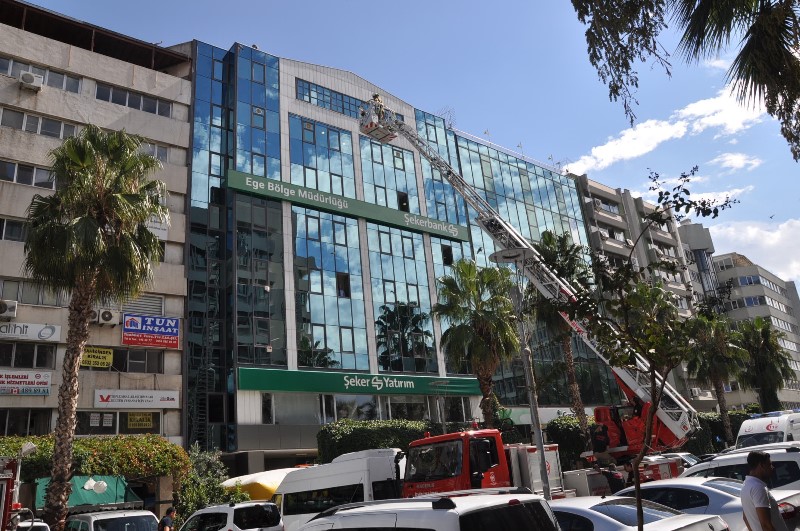 İzmir'de şok eden anlar ''atla atla'' diye bağırdılar