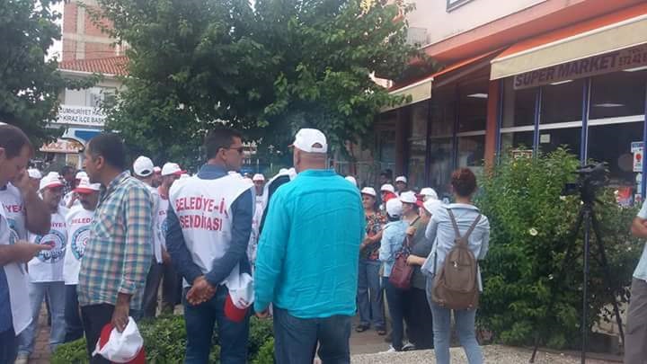 Kiraz'da işçiler ayaklandı!