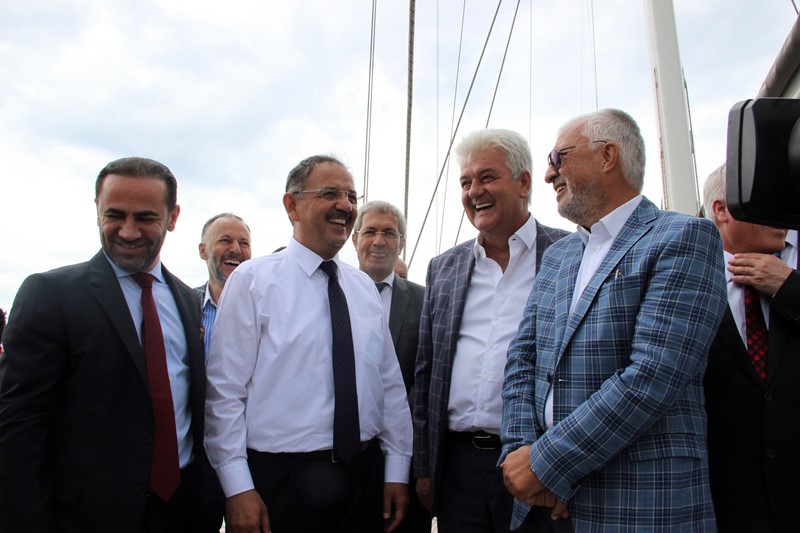 Bakan Özhaseki'den İzmir'de ikinci gün mesaisi