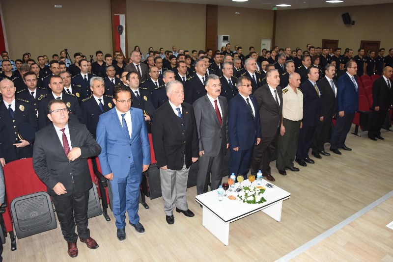 İzmir'de Çevik Kuvvet polisi yeni tesiste